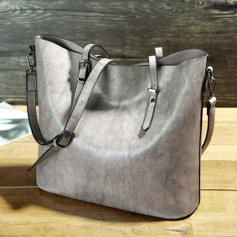 La borsa a tracolla in pelle vintage preferita da Nicole