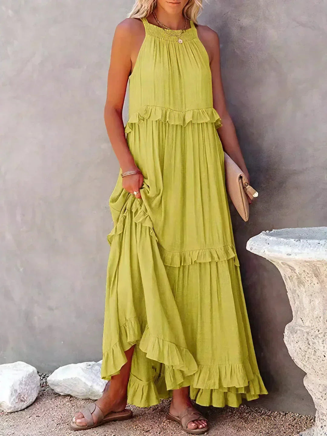 Emilia | Abito Maxi Elegante con Collo All’Americana e Dettagli a Rouches