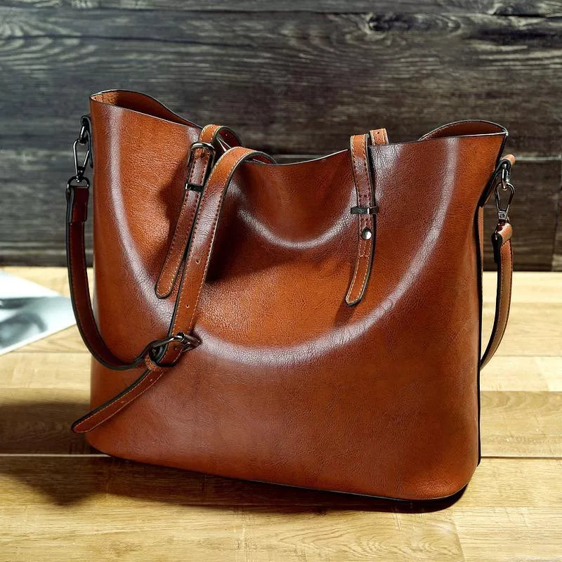 La borsa a tracolla in pelle vintage preferita da Nicole