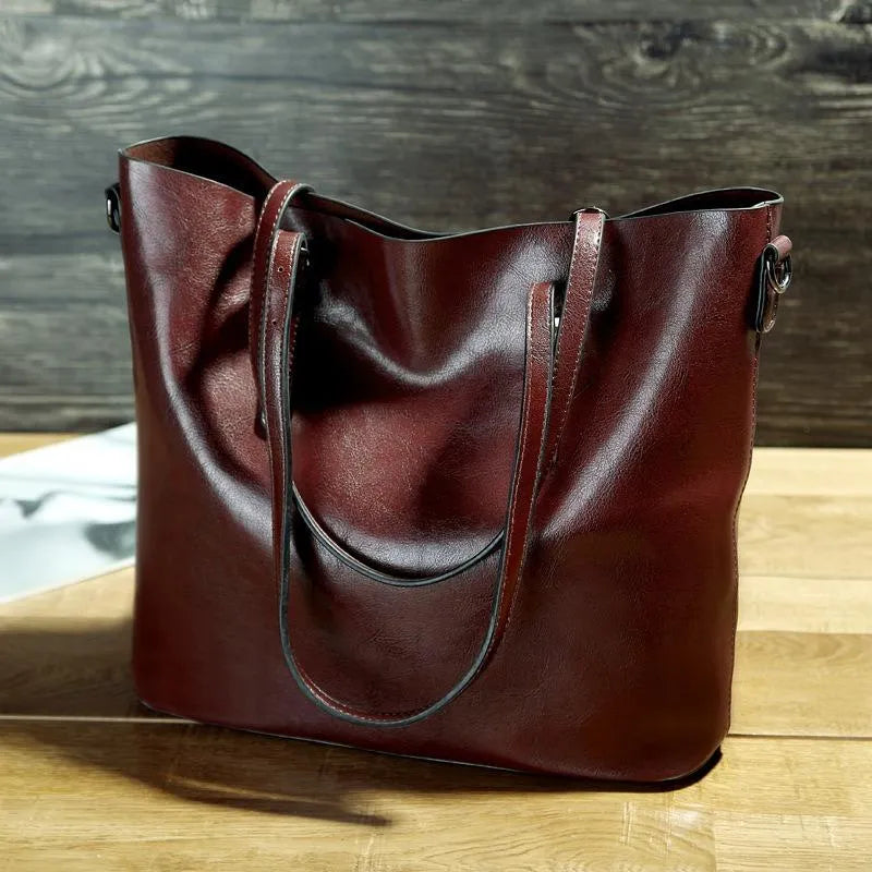 La borsa a tracolla in pelle vintage preferita da Nicole