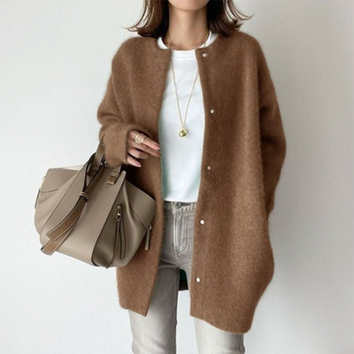 Silvia | Cardigan Elegante in Cashmere Morbido