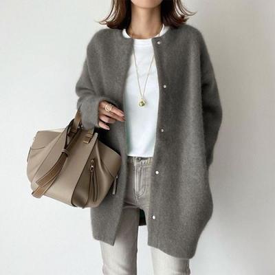 Silvia | Cardigan Elegante in Cashmere Morbido