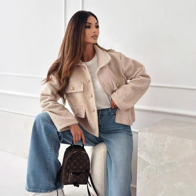 Adele | Cappotto Autunnale in Tweed con Collo Polo
