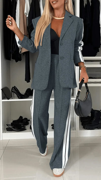 Serena | Completo Comodo e Elegante a Righe per Ogni Occasione
