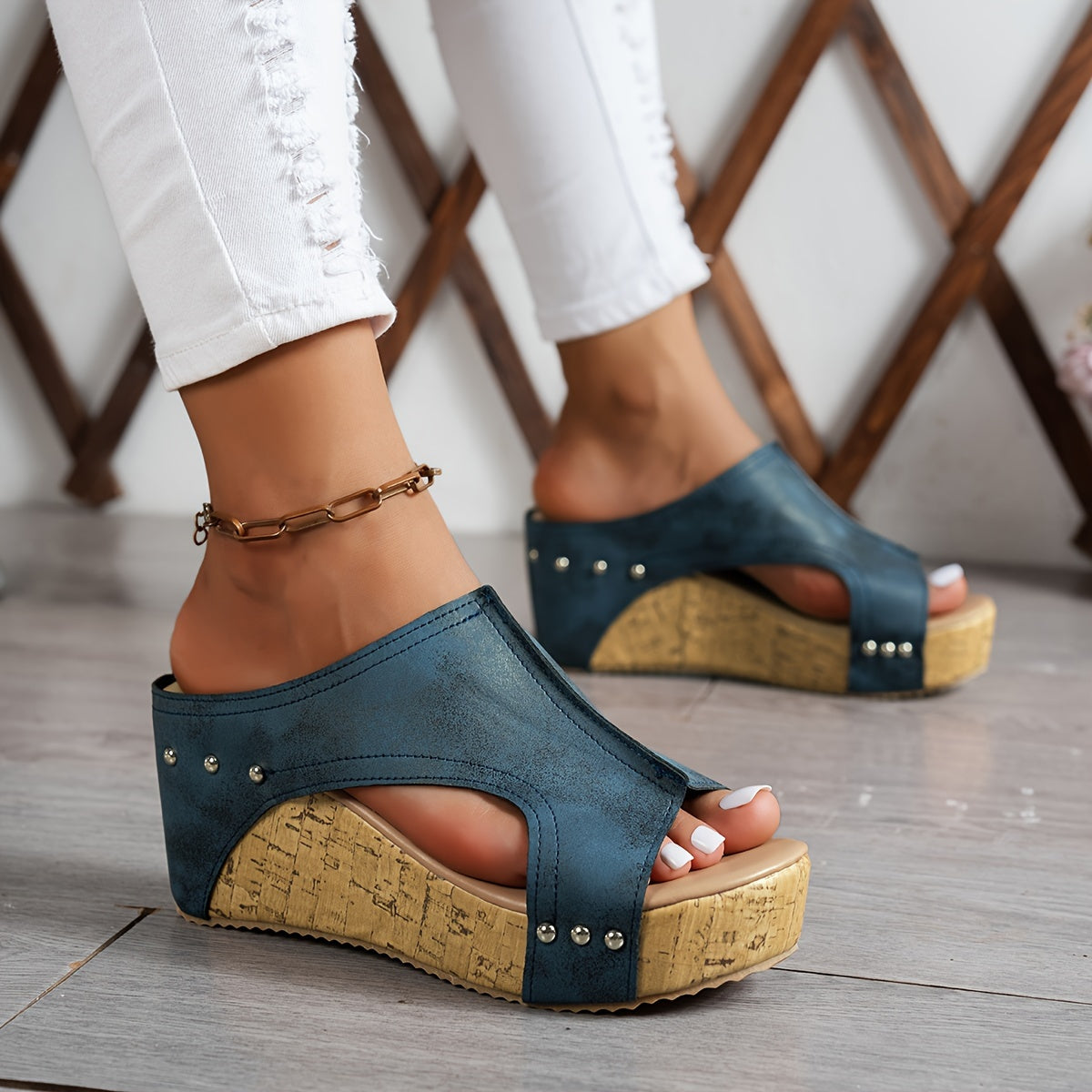 Beatrice | Sandali con Zeppa e Cinturino dallo Stile Femminile